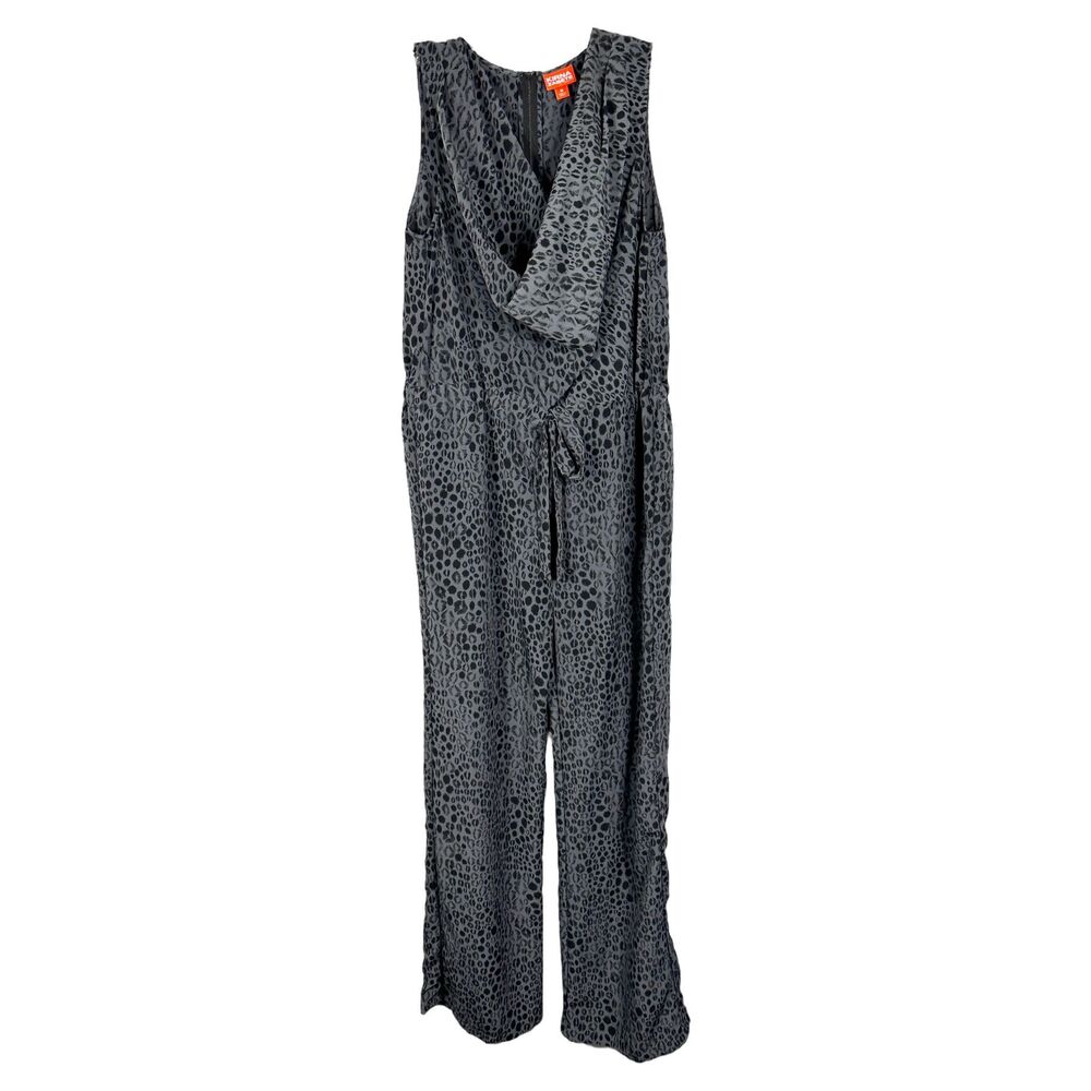 Kirna Zabete Target Medium‎ Jumpsuit Romper Gray Lipstick Sleeveless 811